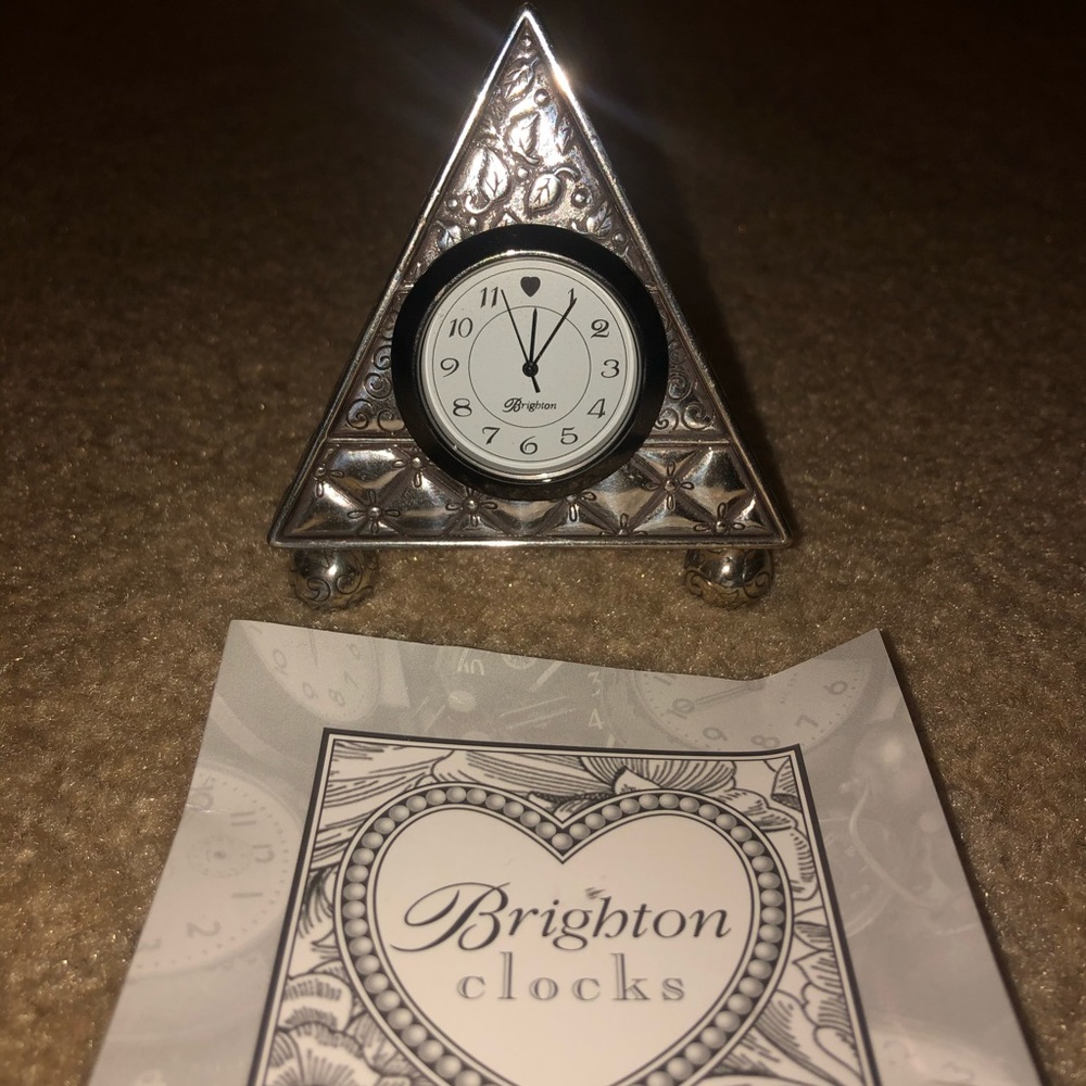 Brighton clock petal leaf steel metal little clock